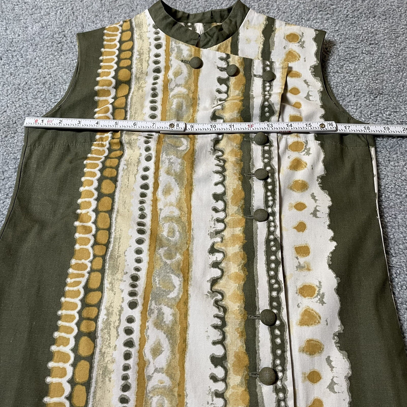 70s Handmade Mini Dress M Side Buttons Olive Sleeveless Party Feminine Classic
