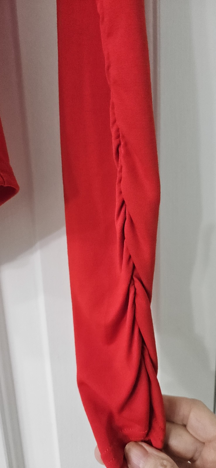 EMANUEL UNGARO Bright Red L/S high neck blouse with gathering at the sleeves XS