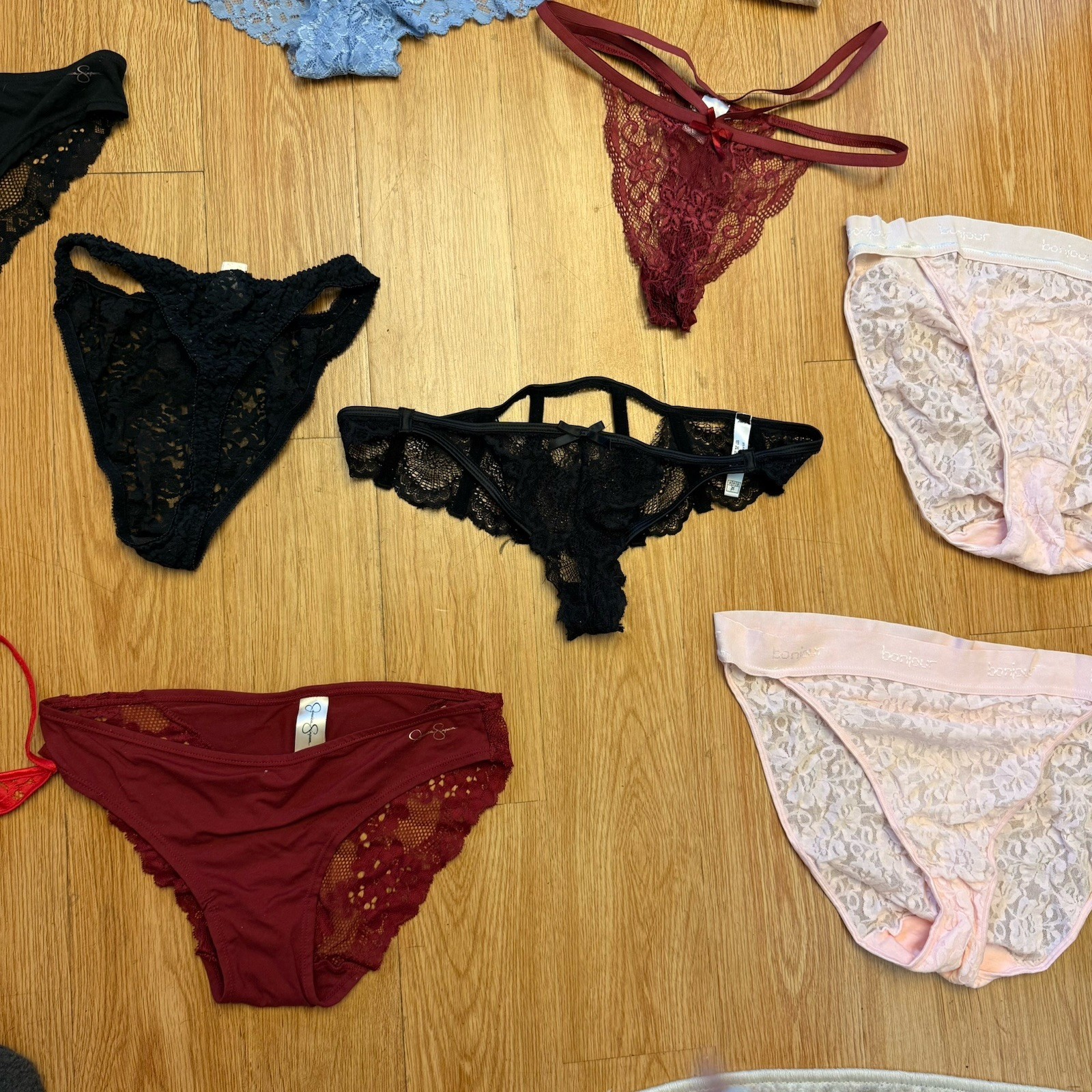 20 Vintage Panty Cutter Lot 2000s Low Rise Strappy Lace Thong Bikini ISSUES