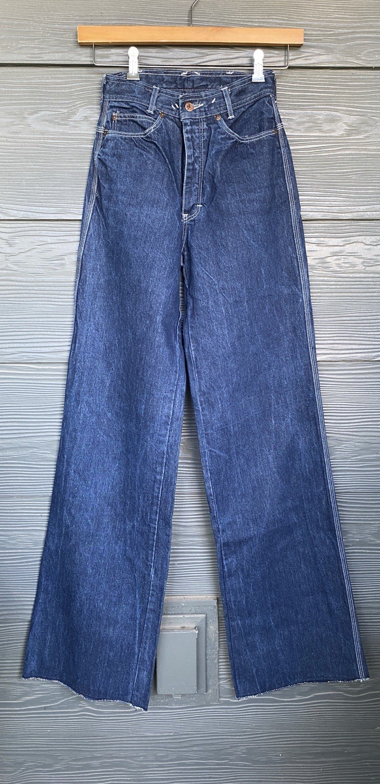 Vintage 70s San Francisco Riding Gear Wide Leg Western Jeans 25in Waist *LONG*