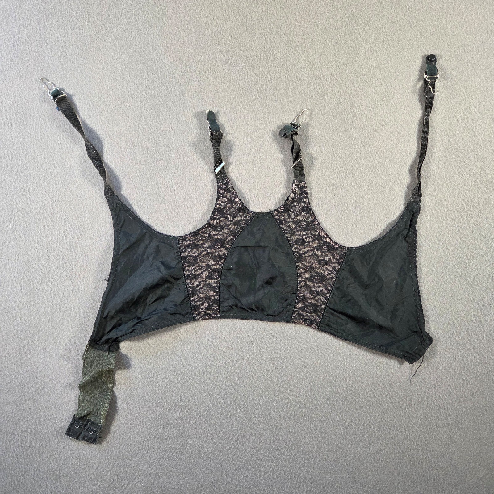 Vintage 60s Garter Belt Size 24 Small Black Nylon Floral Lace Sears Charmode 50s