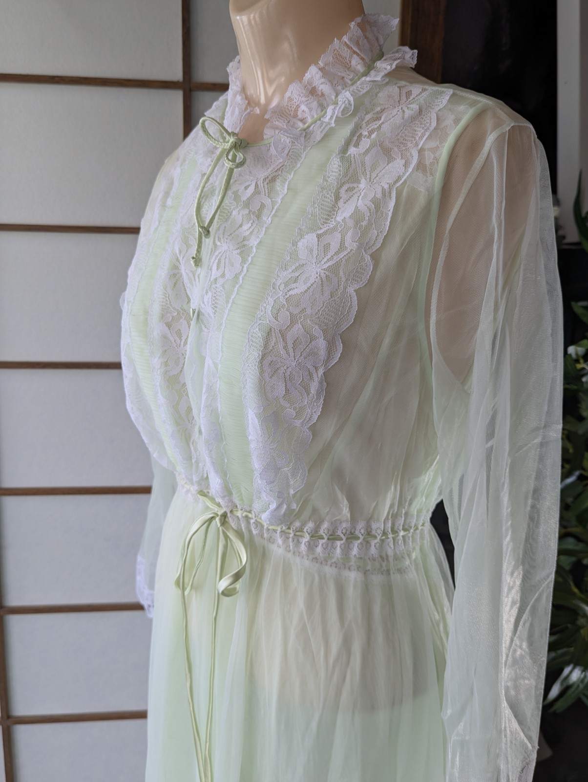Vtg 1970s Miss Elaine Peignoir Set Long Mint Green Chiffon Lace USA Large NOS