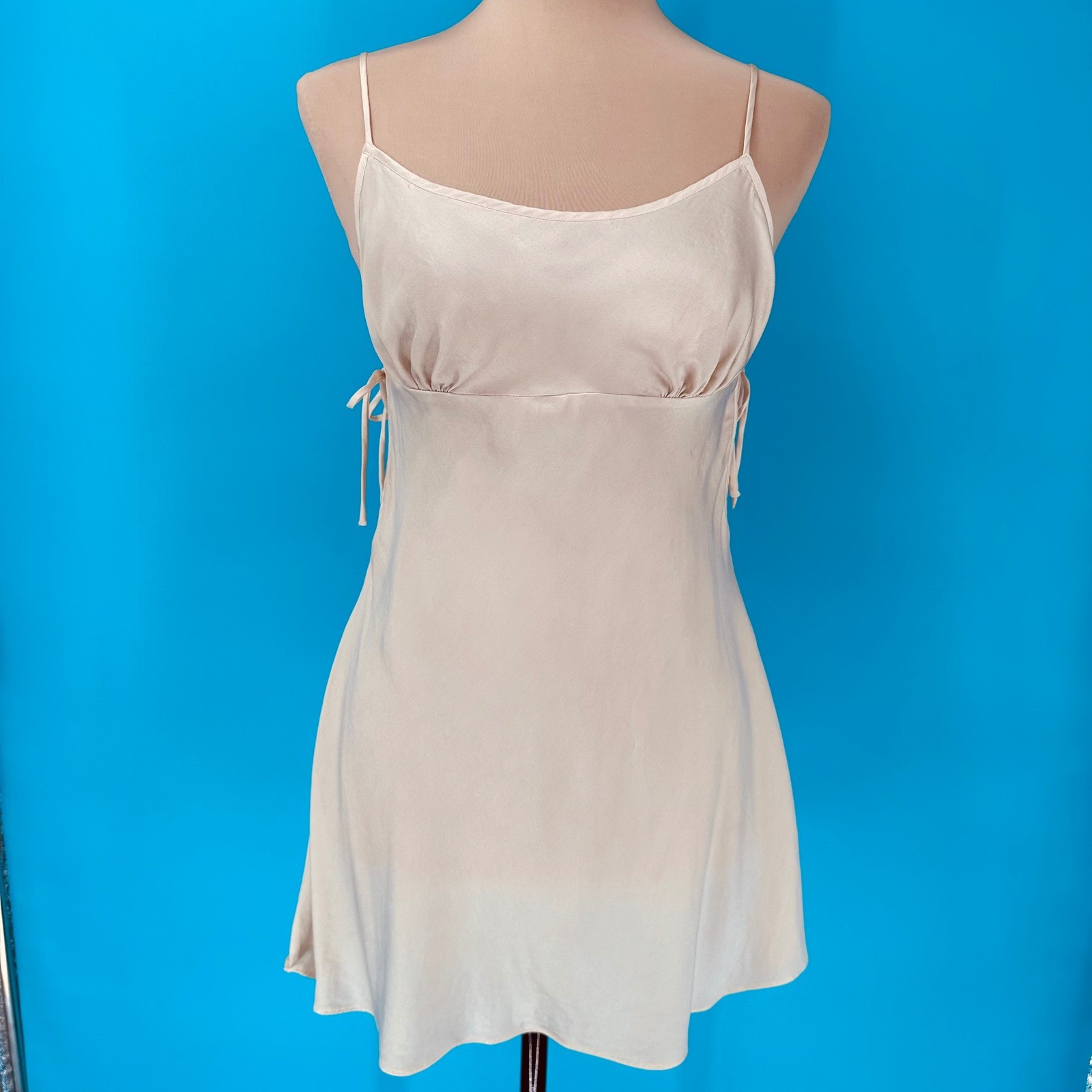 Vintage Y2K Victorias Secret 100% Silk Slip Dress Top Champagne Chemise S