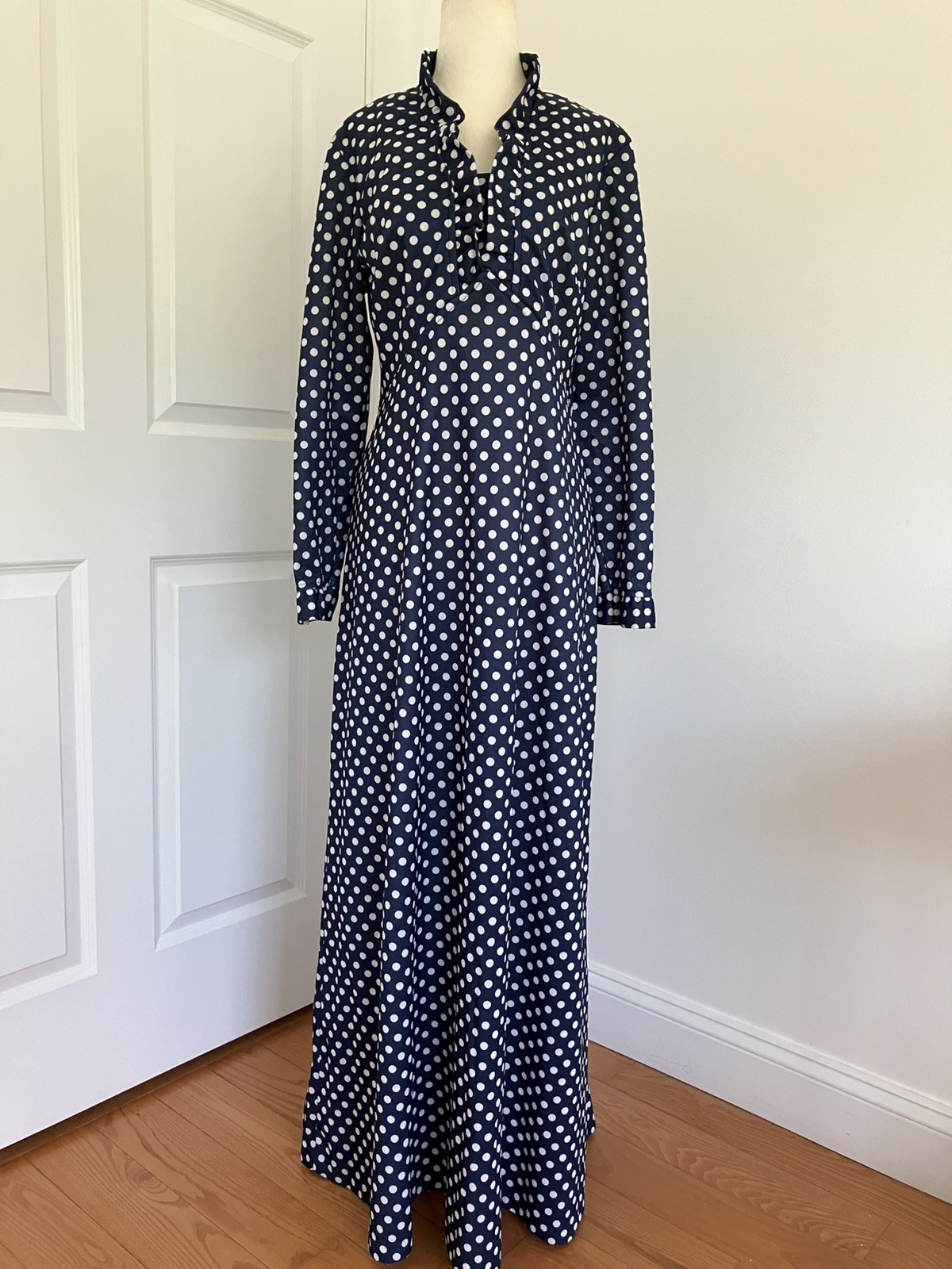 Vintage 60’s Navy & White Polka Dot Ruffled Metal Zip Boho Maxi Dress! 18/Large
