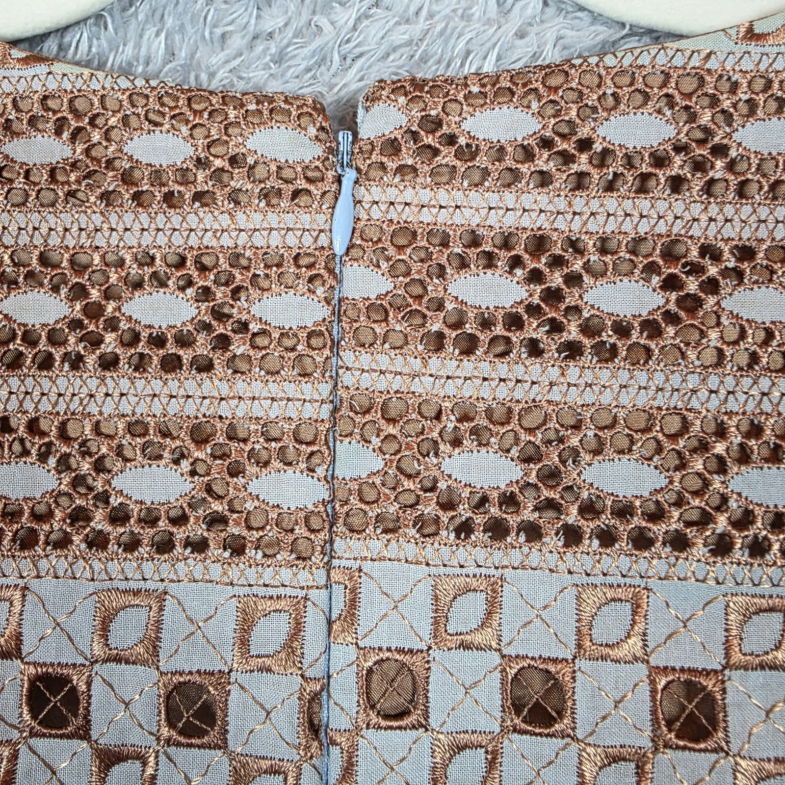 Vtg 70s Guipure Lace V-Neck Top Copper Geometric Cutwork Boho Scalloped Peplum M