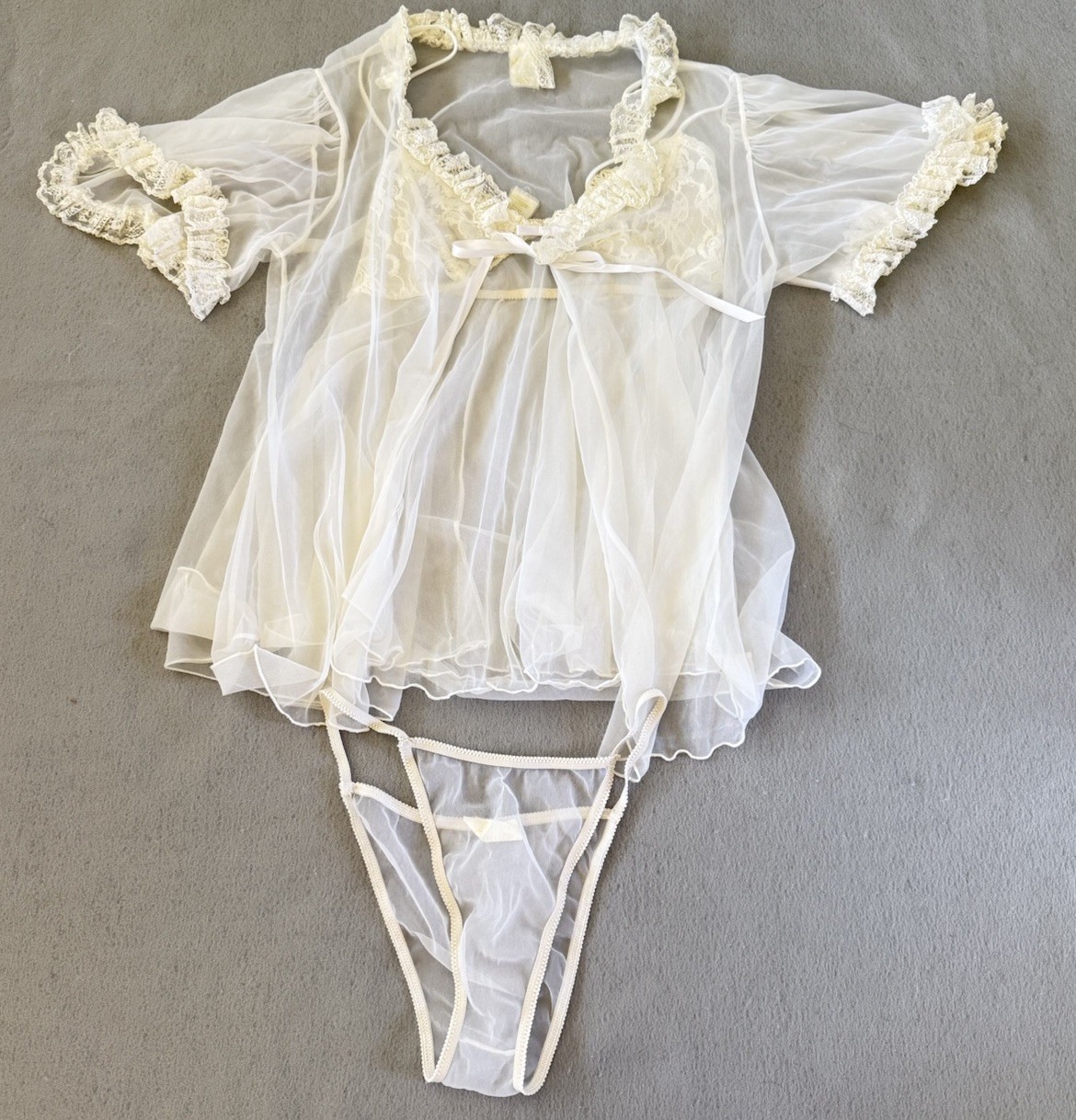 Mayela Vintage Sheer Nylon Babydoll Robe Set Ivory Lace Ruffle Boudoir Lingerie