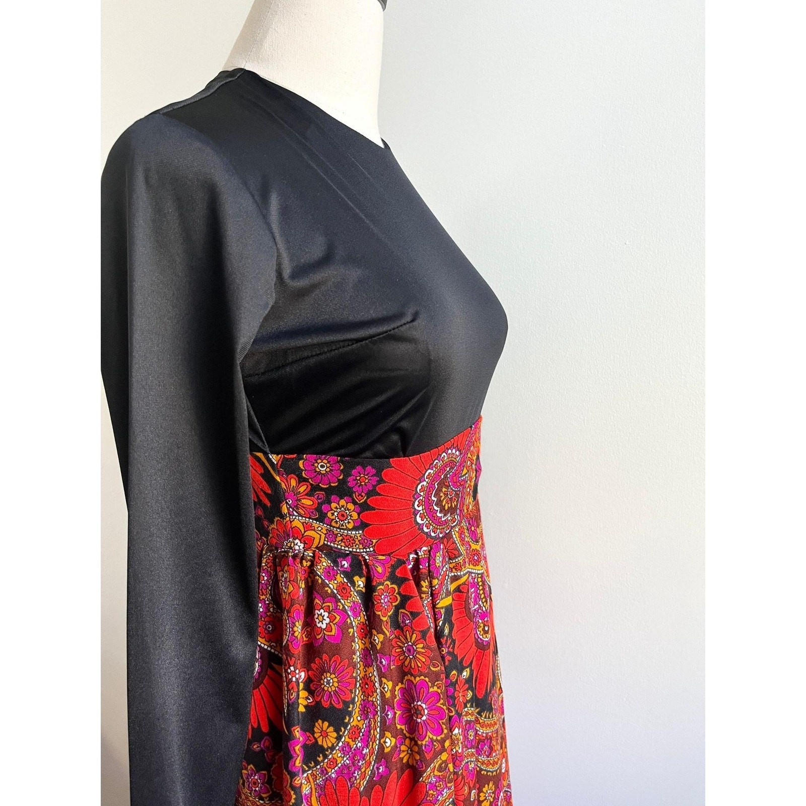 Vintage 60s Psychedelic Empire Waist Maxi Dress | Mod Floral Paisley |XS