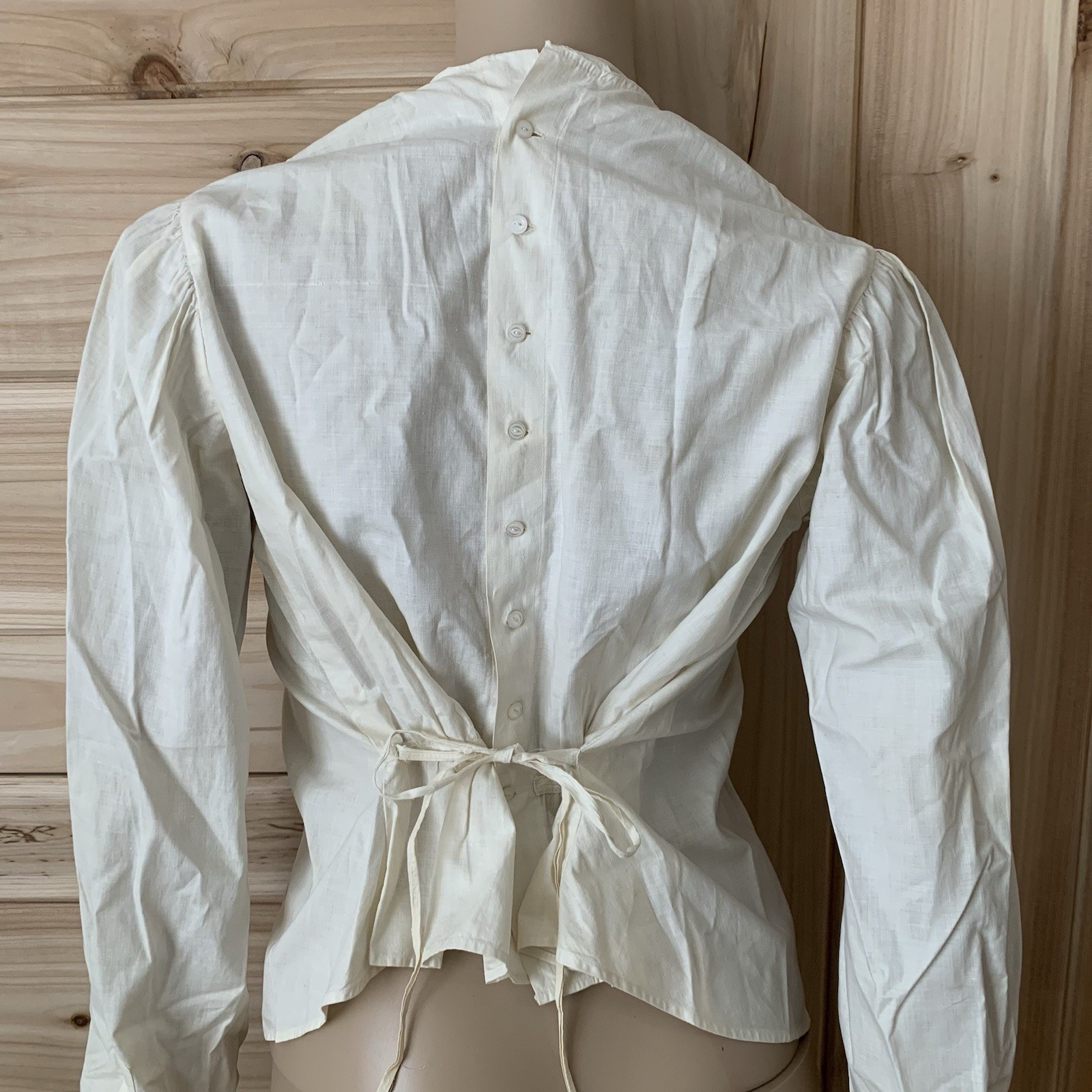 Unusual Find! Early 1900s Cotton Spring Summer Blouse With Piping Detail