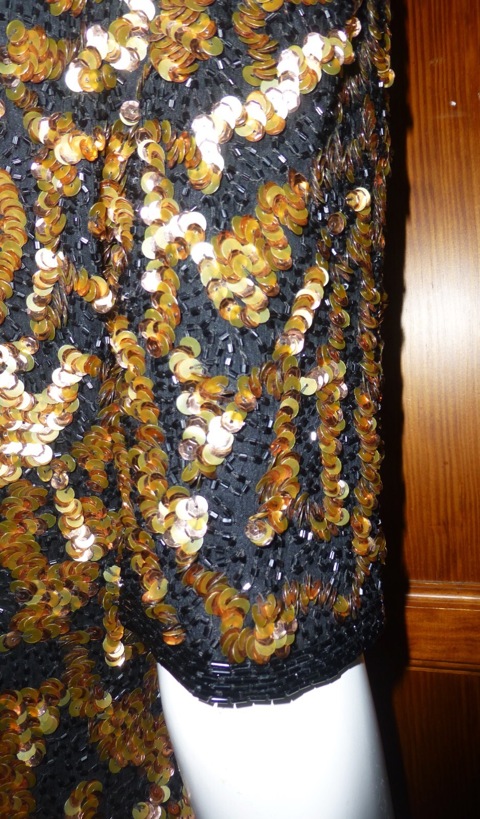 Vtg 80s Black Gold SEQUINS Beads Embroidery SILK Evening Formal Sheath Dress M