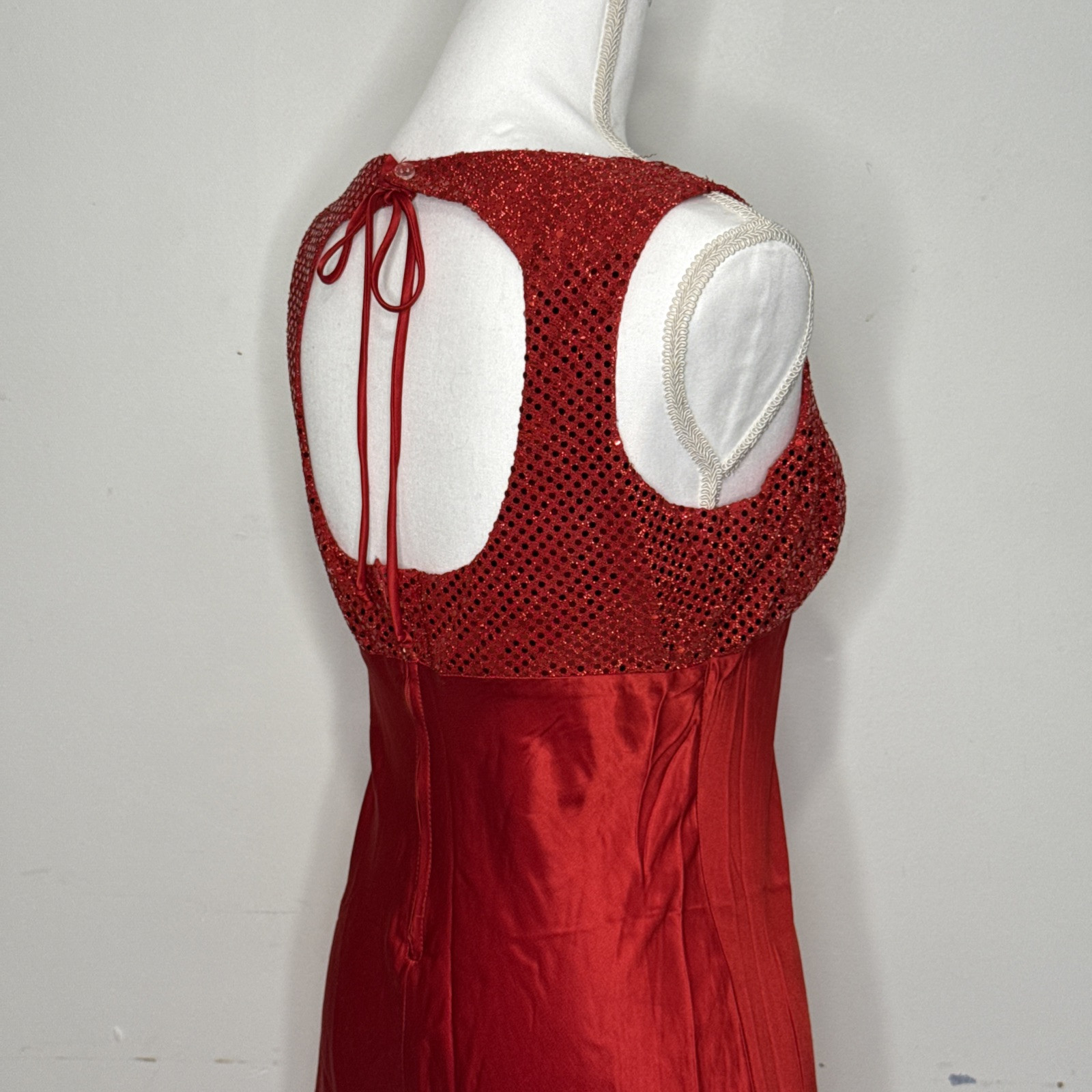 Vintage Steppin’ Out Red Sequin & Liquid Satin Bias Cut Cocktail Dress 11/12