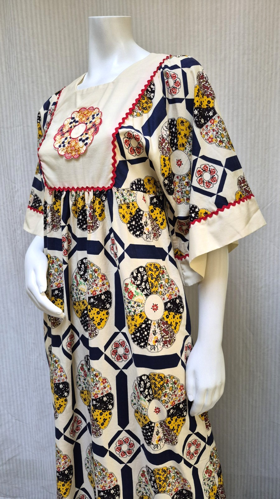 Vintage 60s JCPenney Hippy Patchwork Print Kaftan Maxi Dress Kimono Sleeve – S