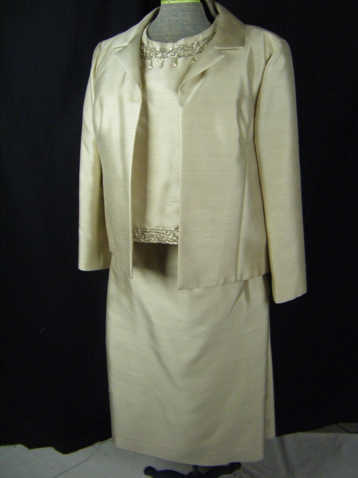 BETSY BATES Vtg 60s Beige Shantung Silk Beaded 3 pcs Skirt-Bust 38/Waist 27/XS