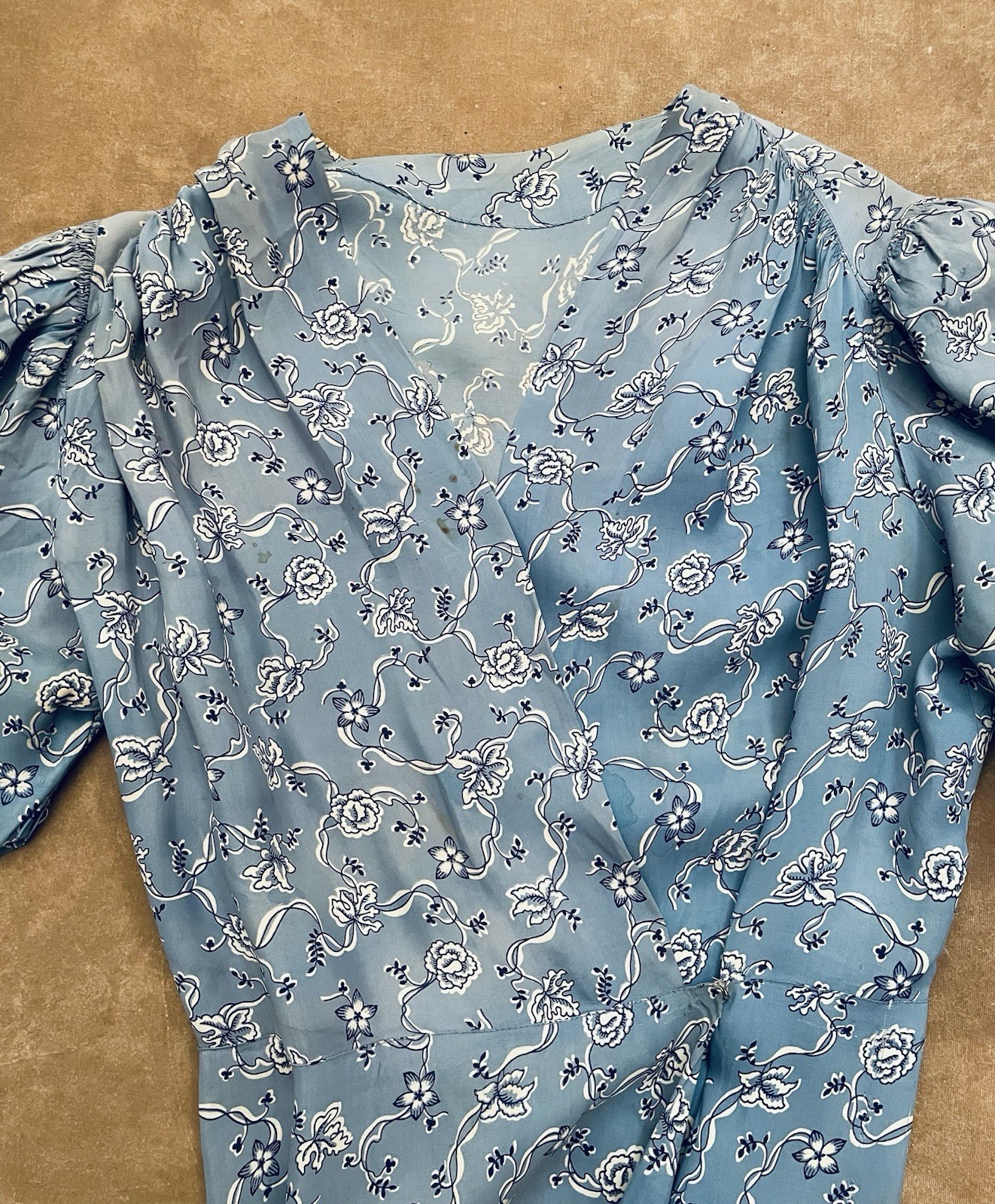 1930’s/1940’s Vintage Blue Floral Gown/House Dress/Nightgown M/L