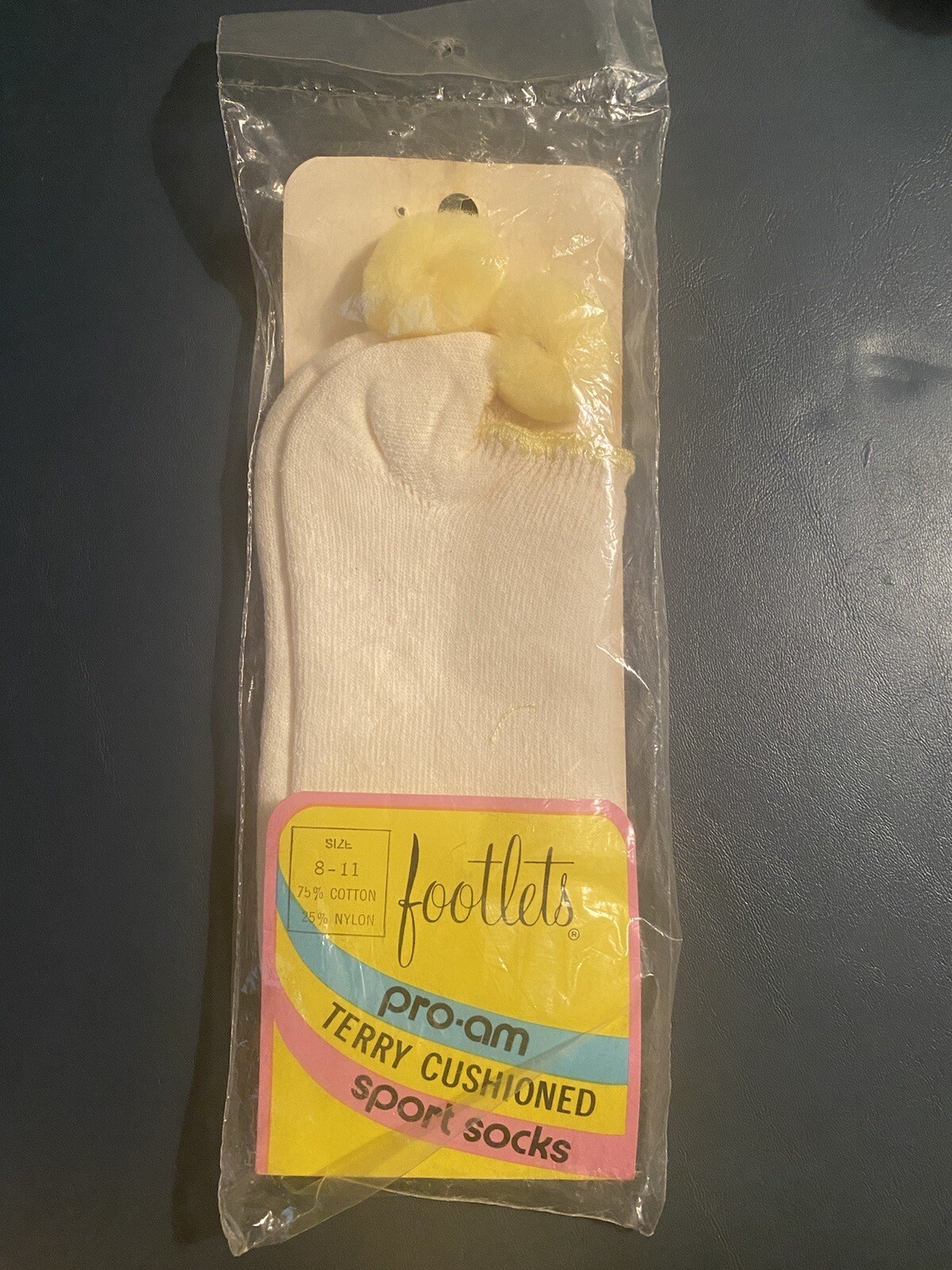 VTG NIP Footlets Yellow Pom Pom Footies Sport Socks Sz 8-11 ~ Cotton/Nylon