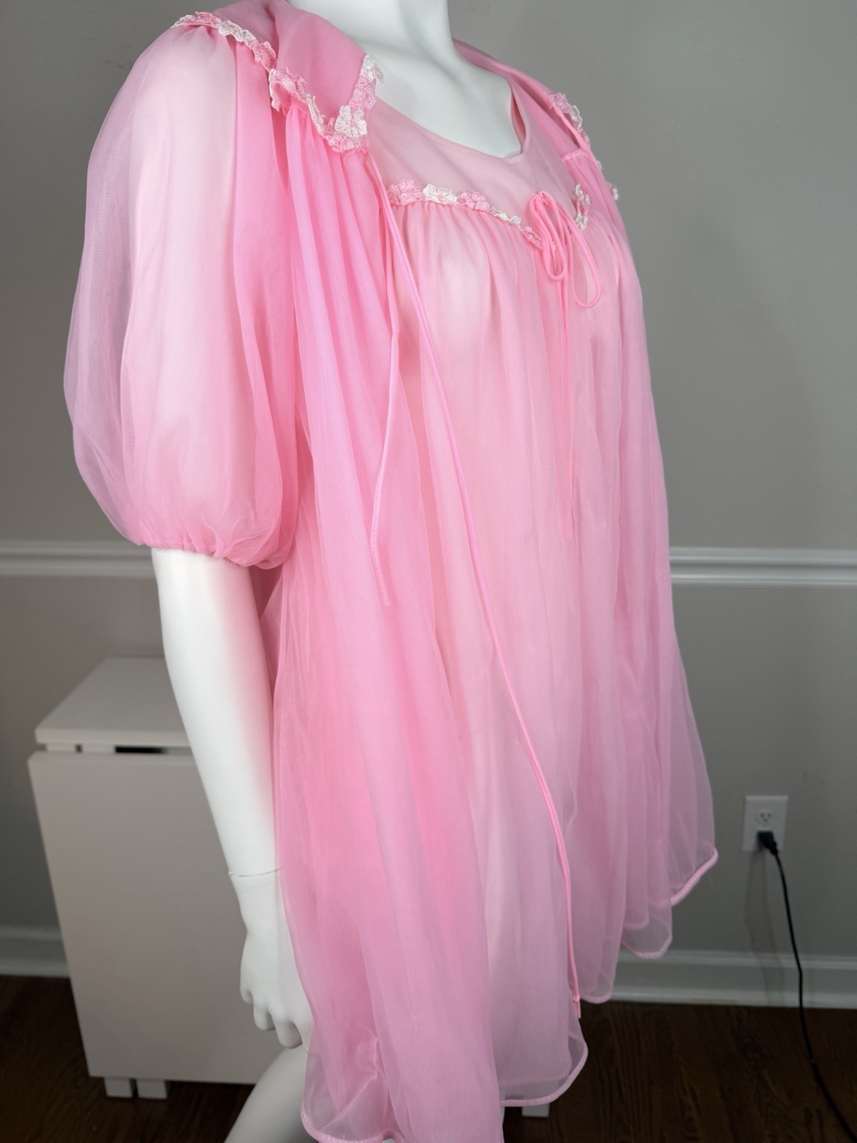 Vintage 60s pink Chiffon Peignoir set layered Babydoll Bow Nightgown robe M