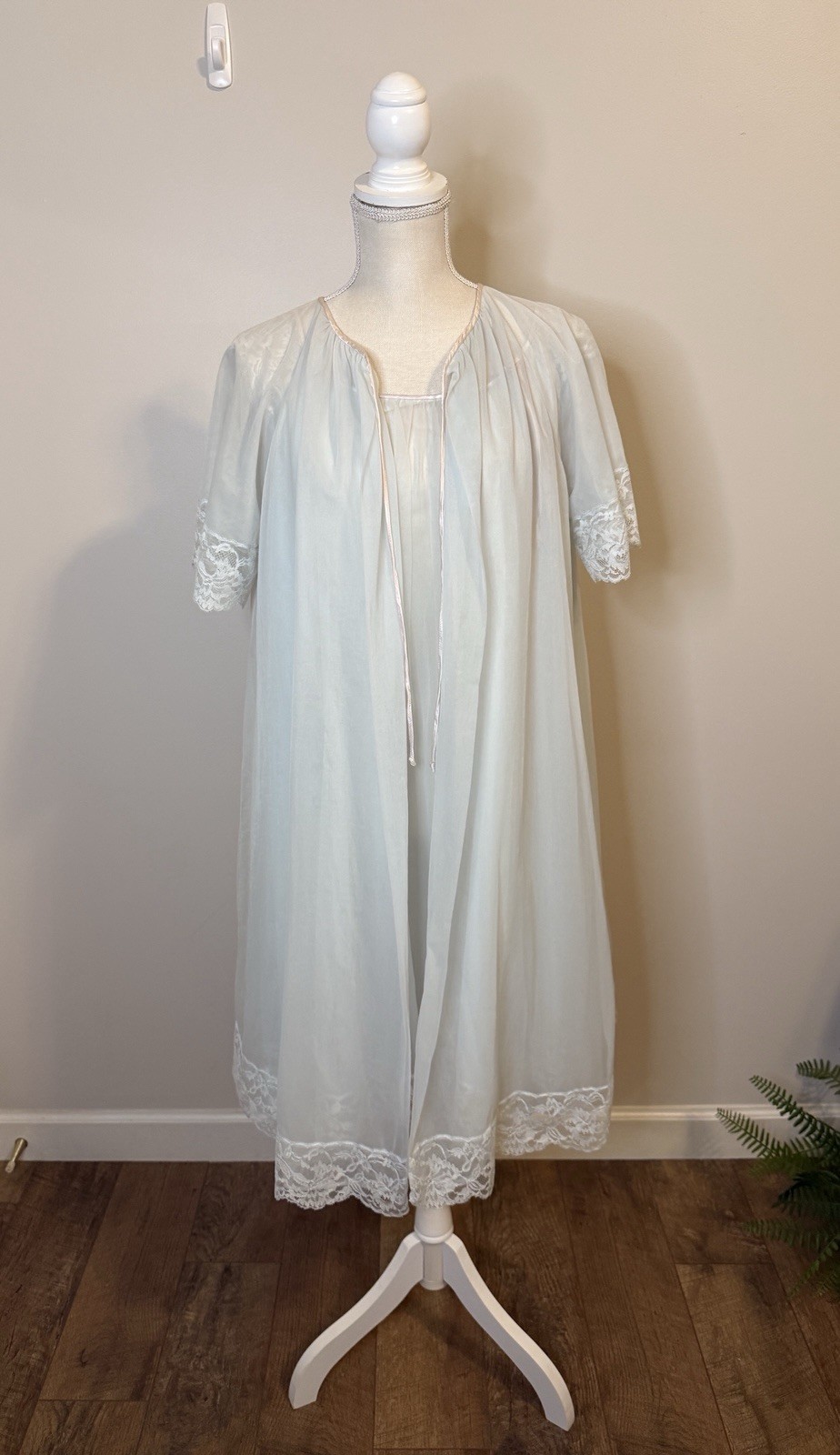Vintage 60s Vanity Fair Chiffon Peignoir Set Powder Blue Sz S