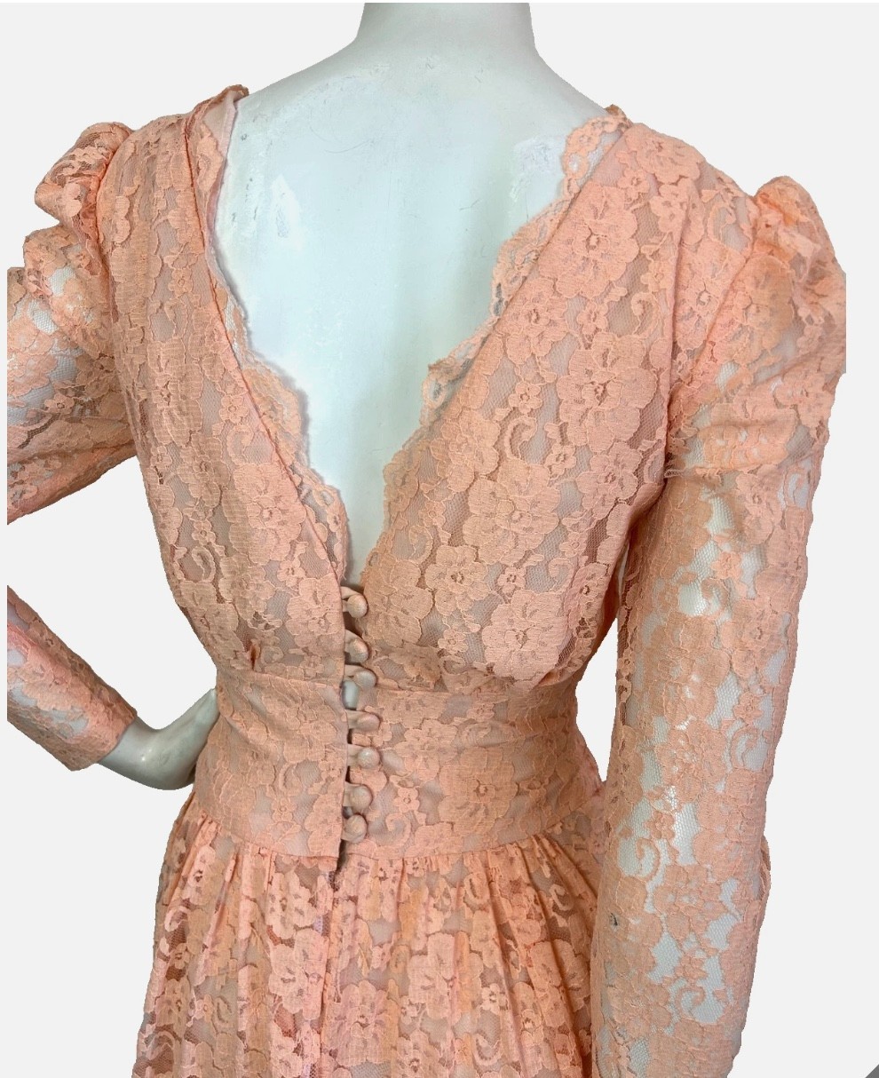 50s Lace Cocktail Dress Size XS Peach Open V-Back Long Sleeve Midi Vintage EUC