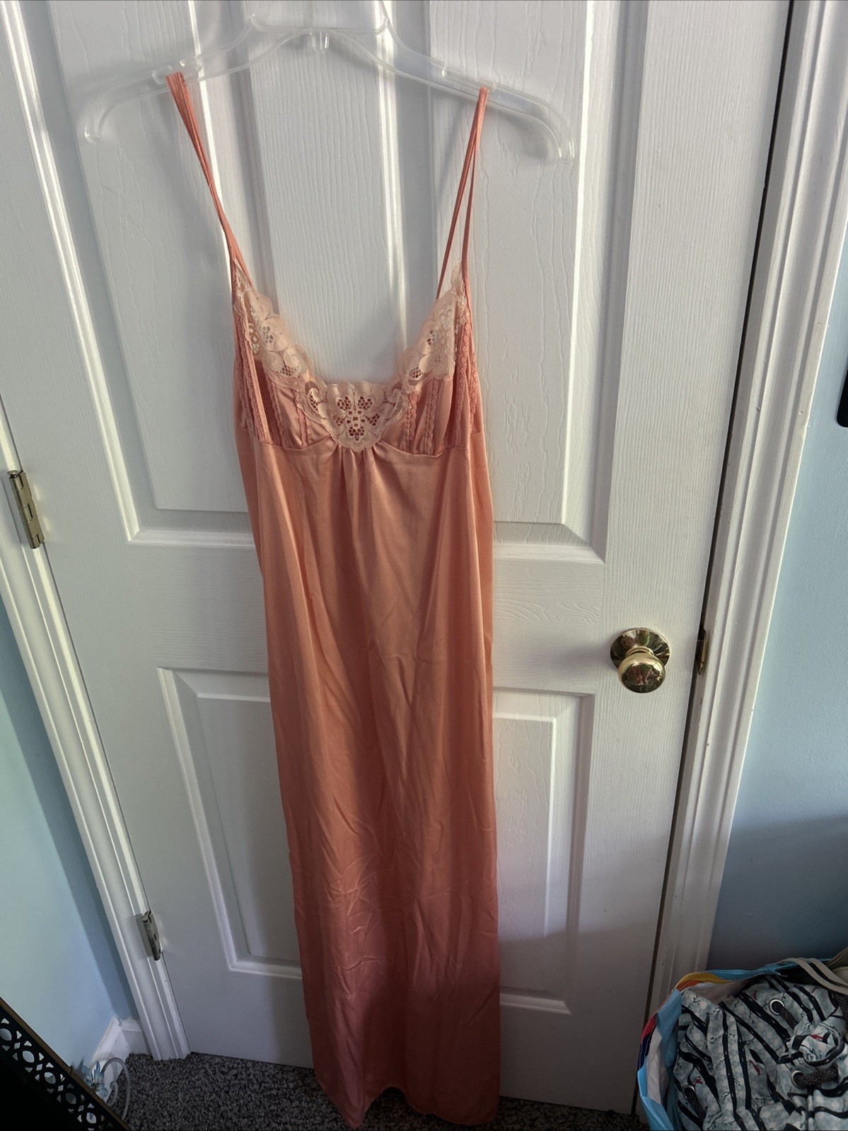 Stunning Vtg GOSSARD ARTEMIS Peach Nylon & Lace Nightgown /robe Small