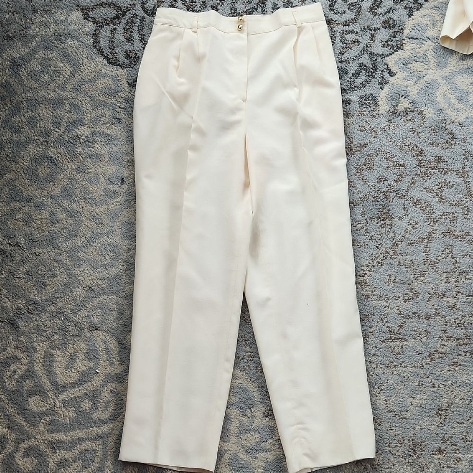 Vintage Harvé Bernard by Bernard Holtzman Blazer Pant Suit Set Cream