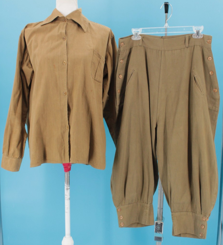 VTG Women&rsquo;s Early 1900s Olive Green Outdoor Set M/L Top & Pants Outfit HW Lawson