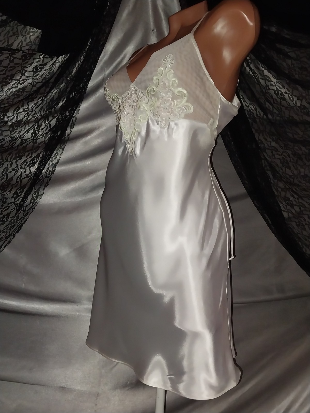 VTG SATIN LIQUID JCPENNEY&rsquo;S DELICATES BABYDOLL NIGHTGOWN VENICE COQUETTE LUXE M