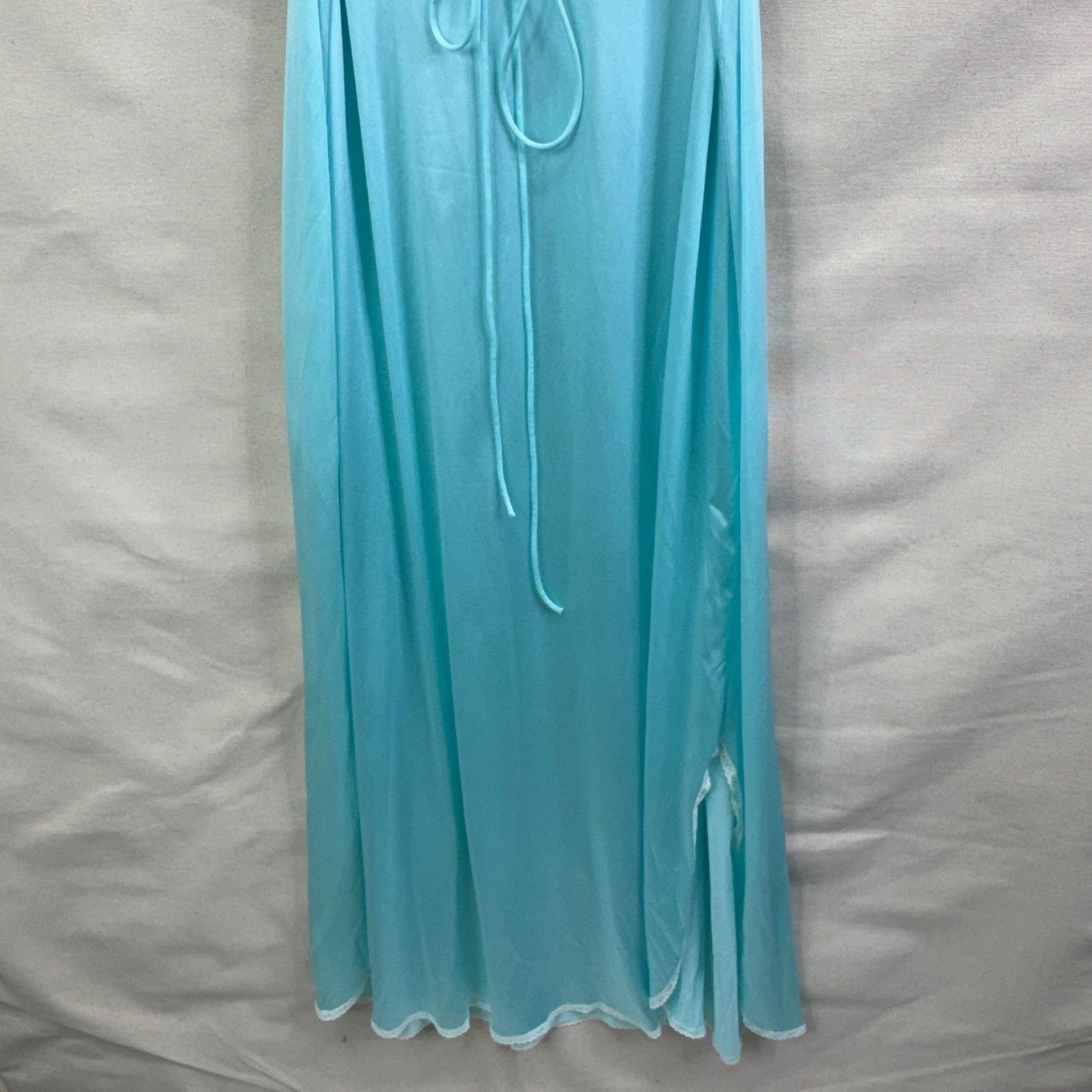 Vanity Fair Nightgown Large Blue Vintage Lace Coquette Ethereal Sleepwear Gown