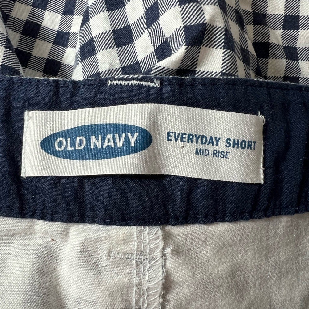 Old Navy Everyday Short Mid-Rise size 12 blue gingham shorts