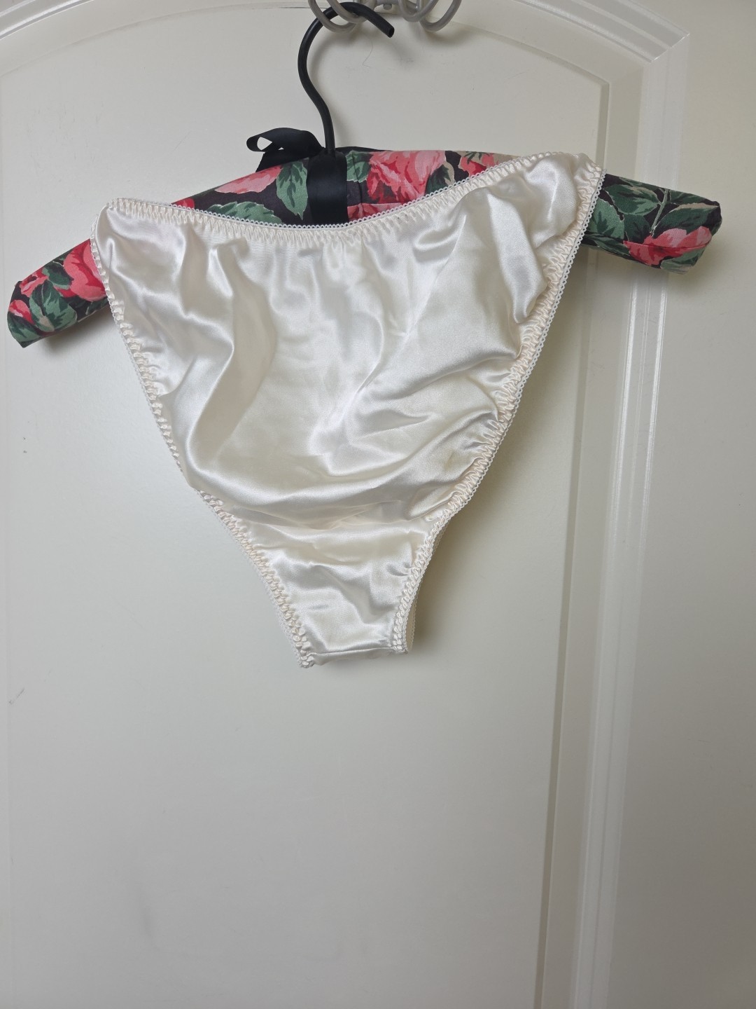 Vintage 80s 90s Shiny Satin String Bikini Panties Ivory Unbranded Size Large