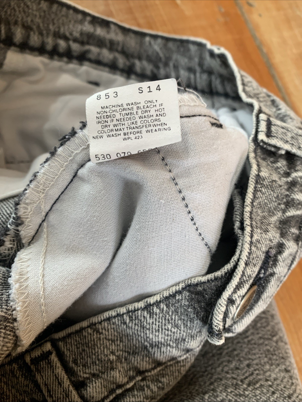 VTG Levis Silver Tab Black Acid Wash Pleated High Waist Jeans Size 30/34