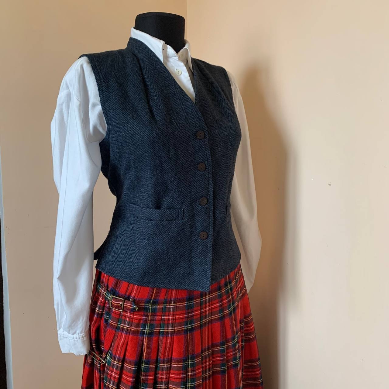 Vintage HIRSCH Scottish Kilt Skirt Pure New Wool Red Tartan Plaid Pleated EU 38
