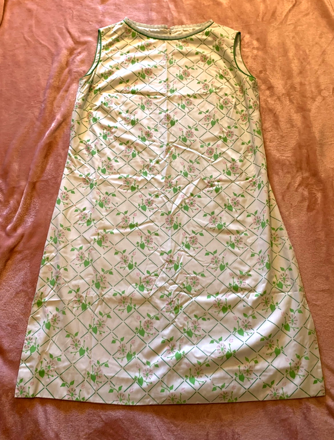 **The Vested Gentress~Vtg 60&rsquo;s Dress~Blue Pink Green~Floral Leaves~Print~Sz 18
