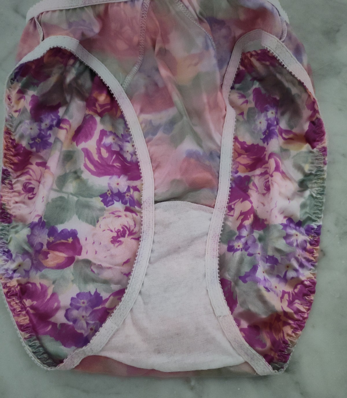 Lily Of France 90s Bikini Panties Size Medium Shiny High Cut Brief Style 3462