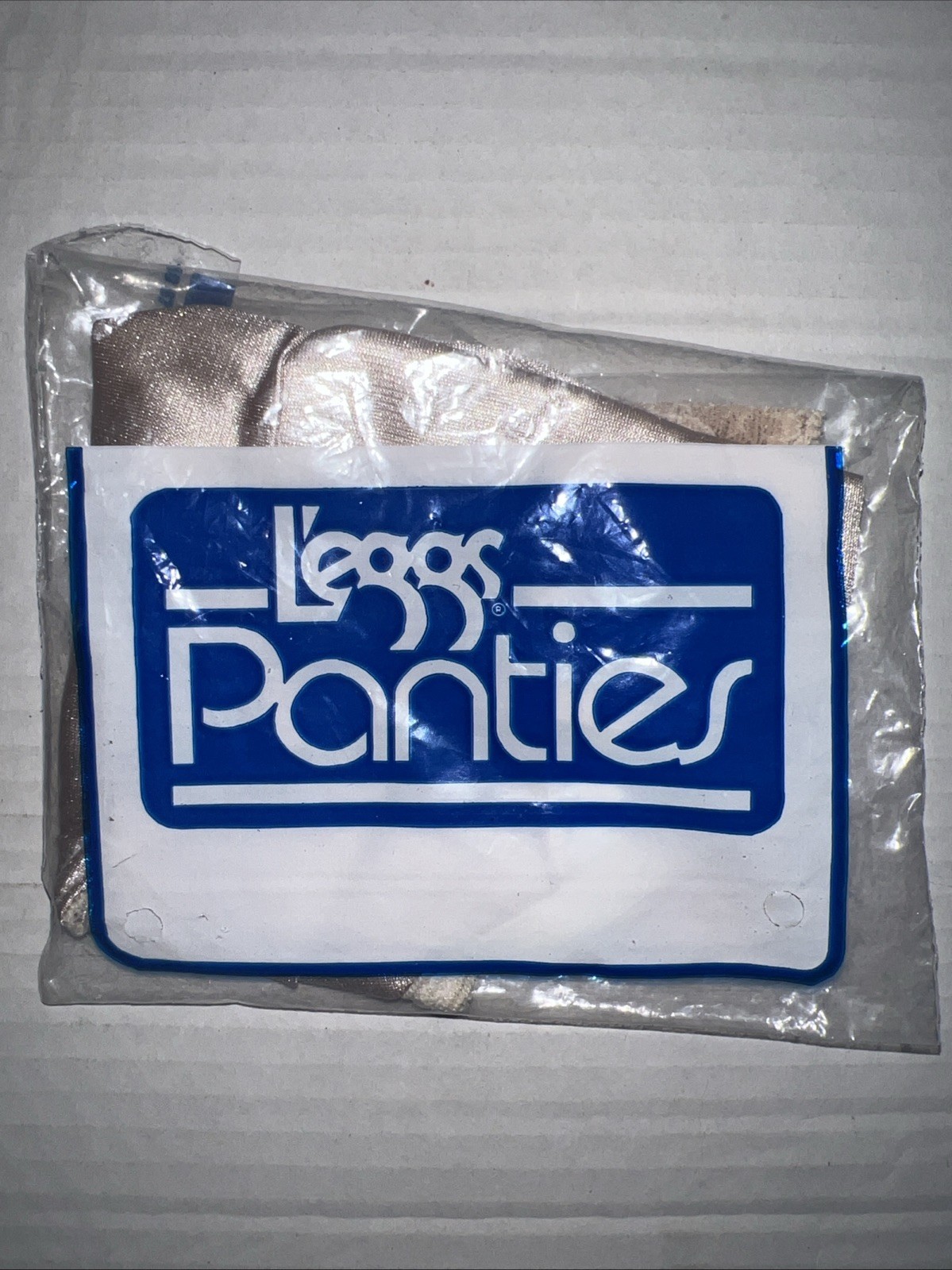 VINTAGE LEGGS PANTIES – SIZE 6 -COLOR Beige – STYLE # 5527 NEW IN PACKAGE