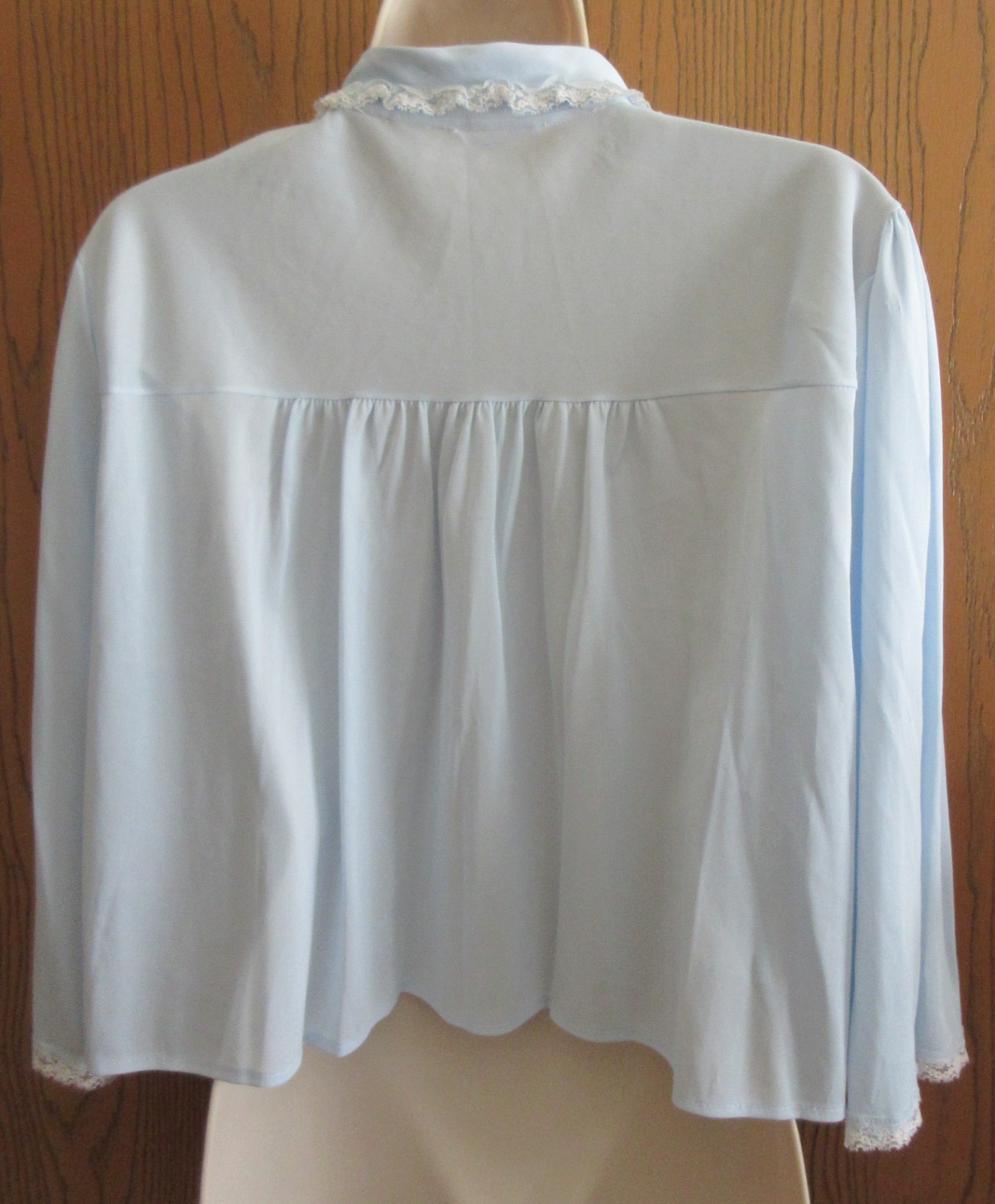 1960&rsquo;s BED JACKET PHILMAID BLUE nylon LACE RUFFLE size LARGE 40/42 USA