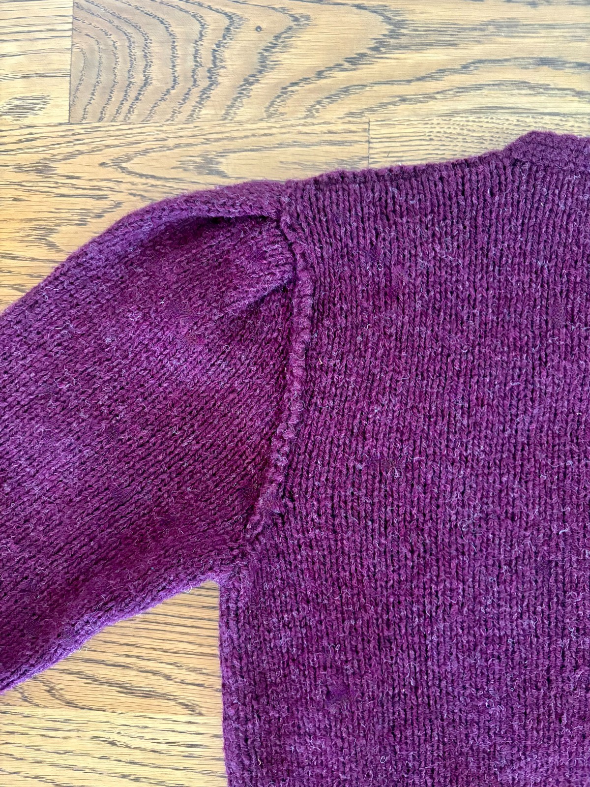 Vintage Ralph Lauren Hand-Knit Wool Cardigan 1980s M Burgundy Great Condition