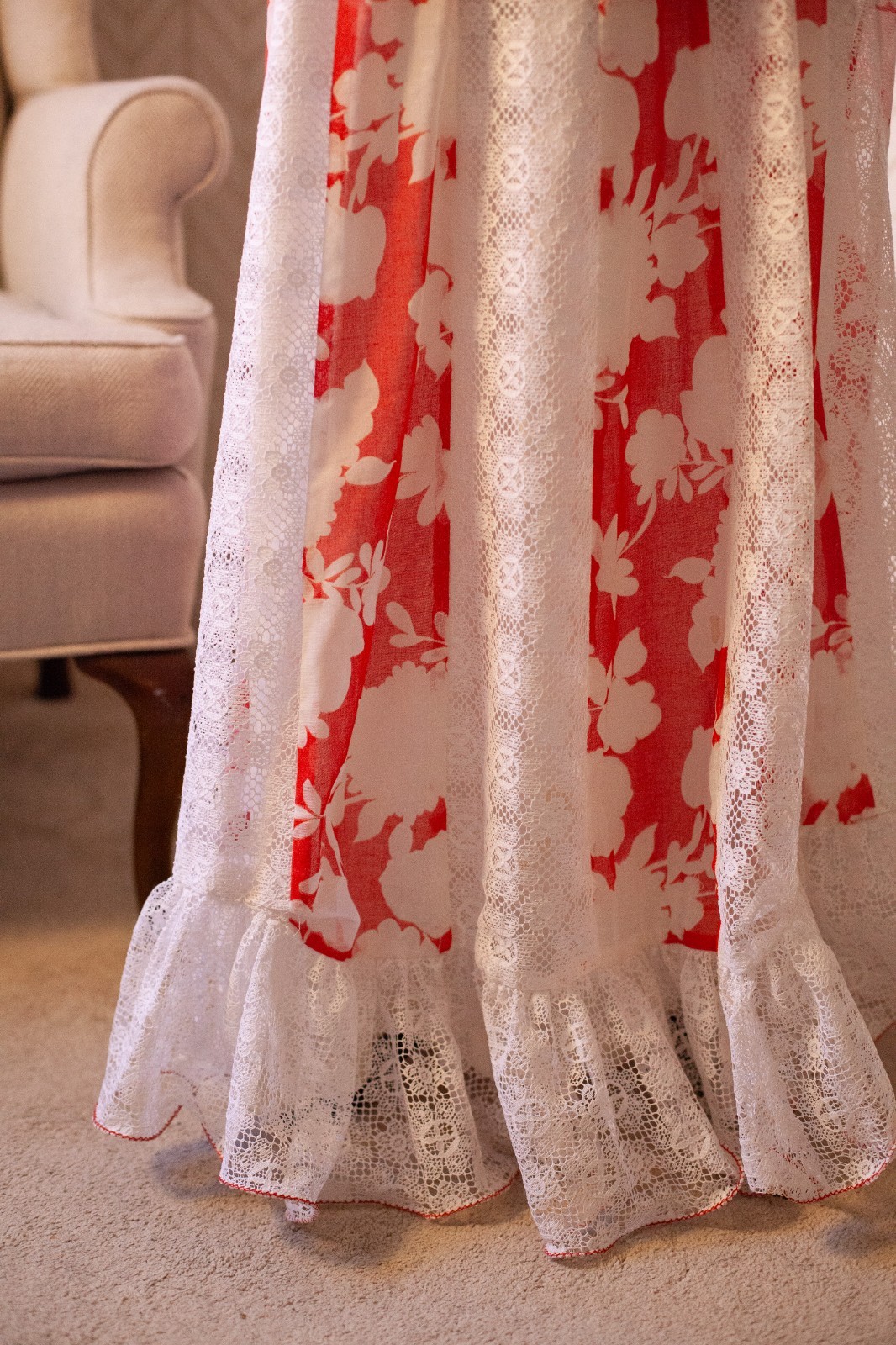 Vintage 70s Unique Full Length Red White Cotton Polyester Lace Dress