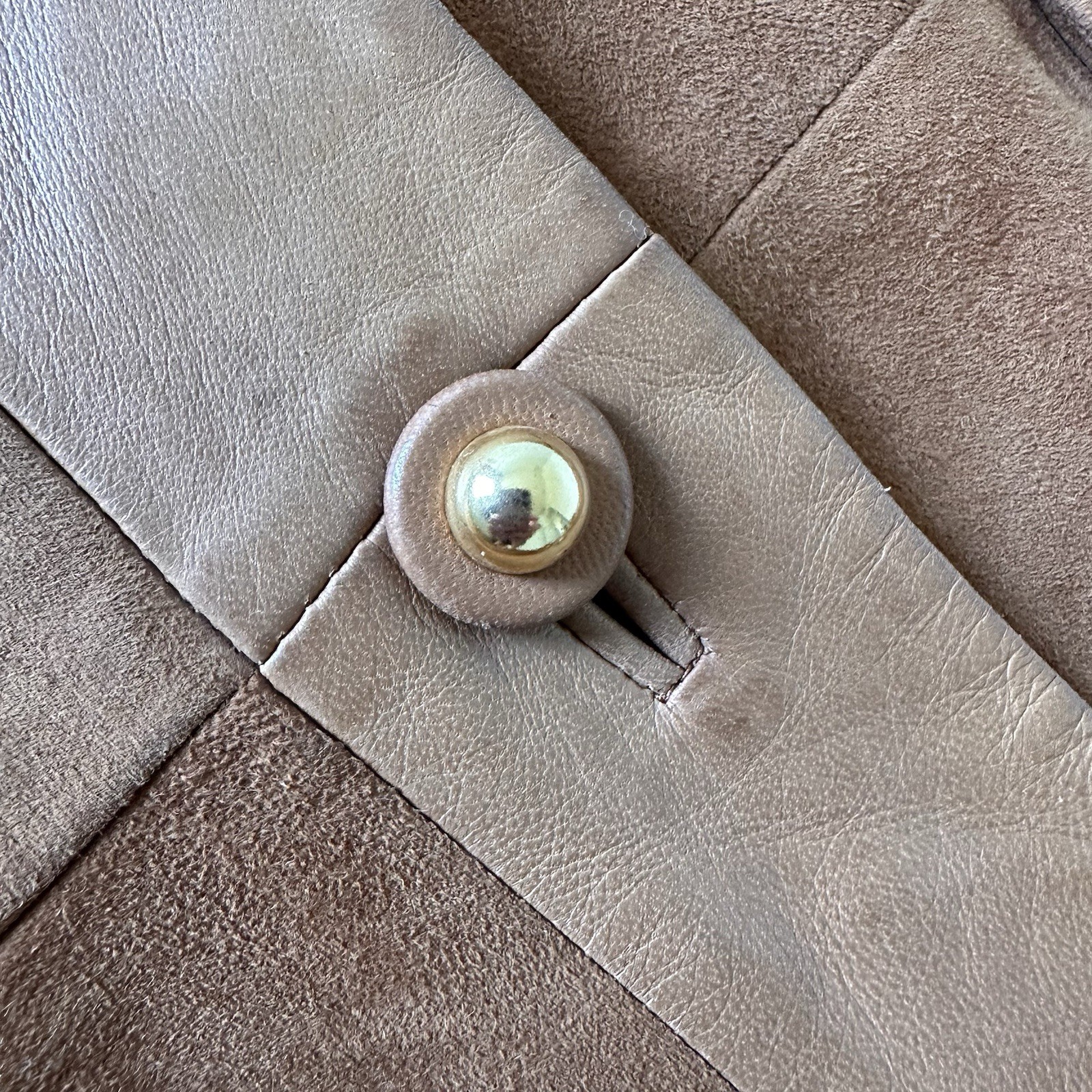 Vintage 1970s LOEWE Tan Suede Leather Maxi Coat Women&rsquo;s 41” Bust
