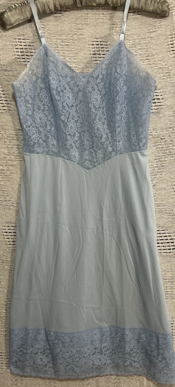 Carol Brent Full Slip 34 Baby Blue Lace Trim True Vintage Nylon Modesty Lingerie