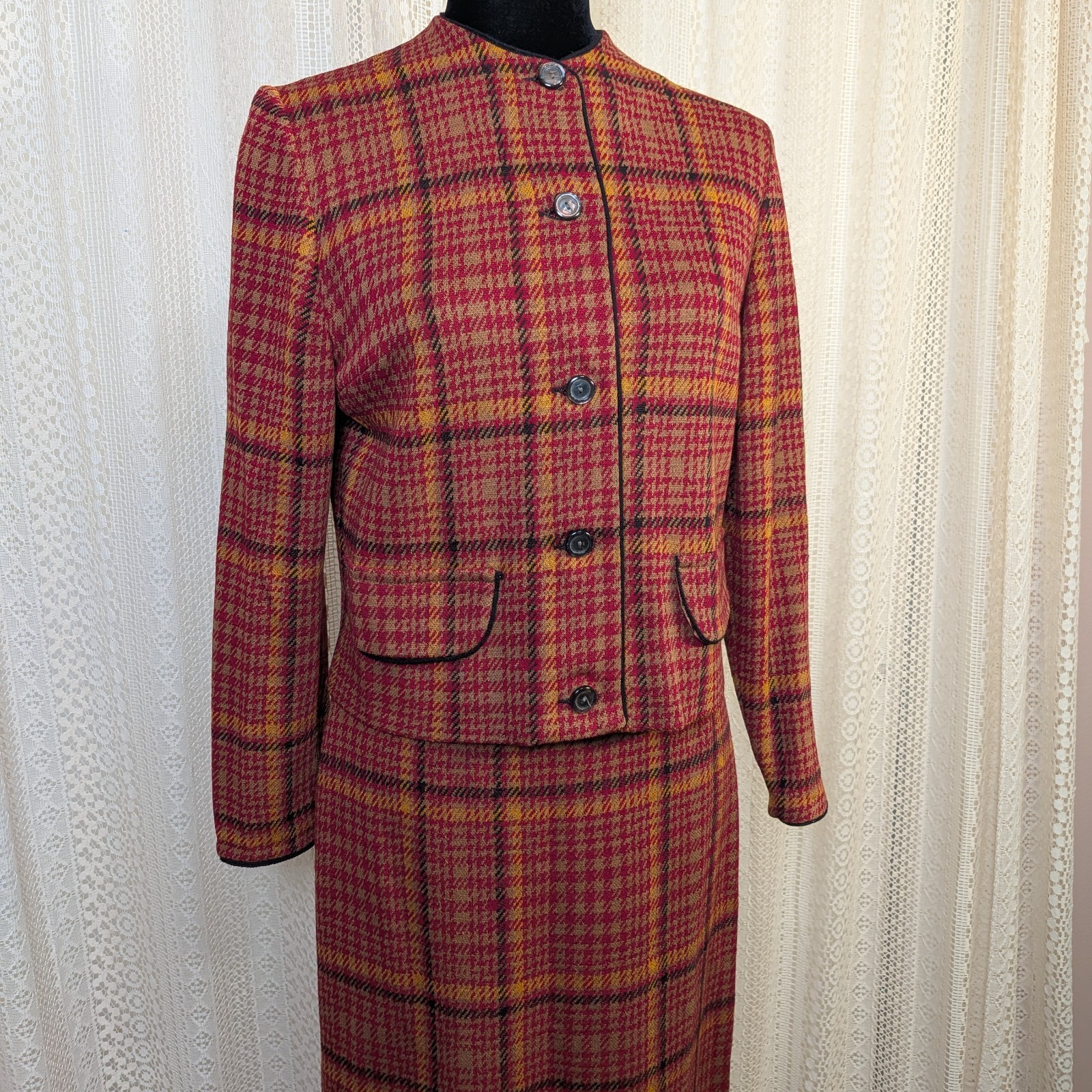 1960s Catalina Red Plaid Knit Blazer & Skirt Suit Set Vtg Sz 9 / 10 Mod Jackie O