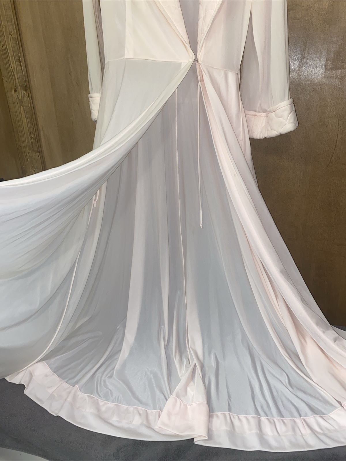 VTG Van Raalte Long All Nylon Soft Pink Peignoir Robe 132’ Sweep Olga Style