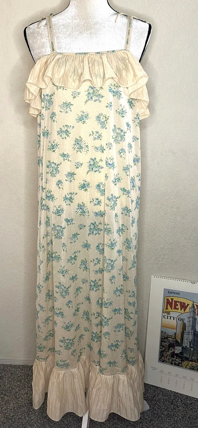 Vintage Sears Long Nightgown Nylon Floral Ruffle Lingerie Sz L 38 40 USA
