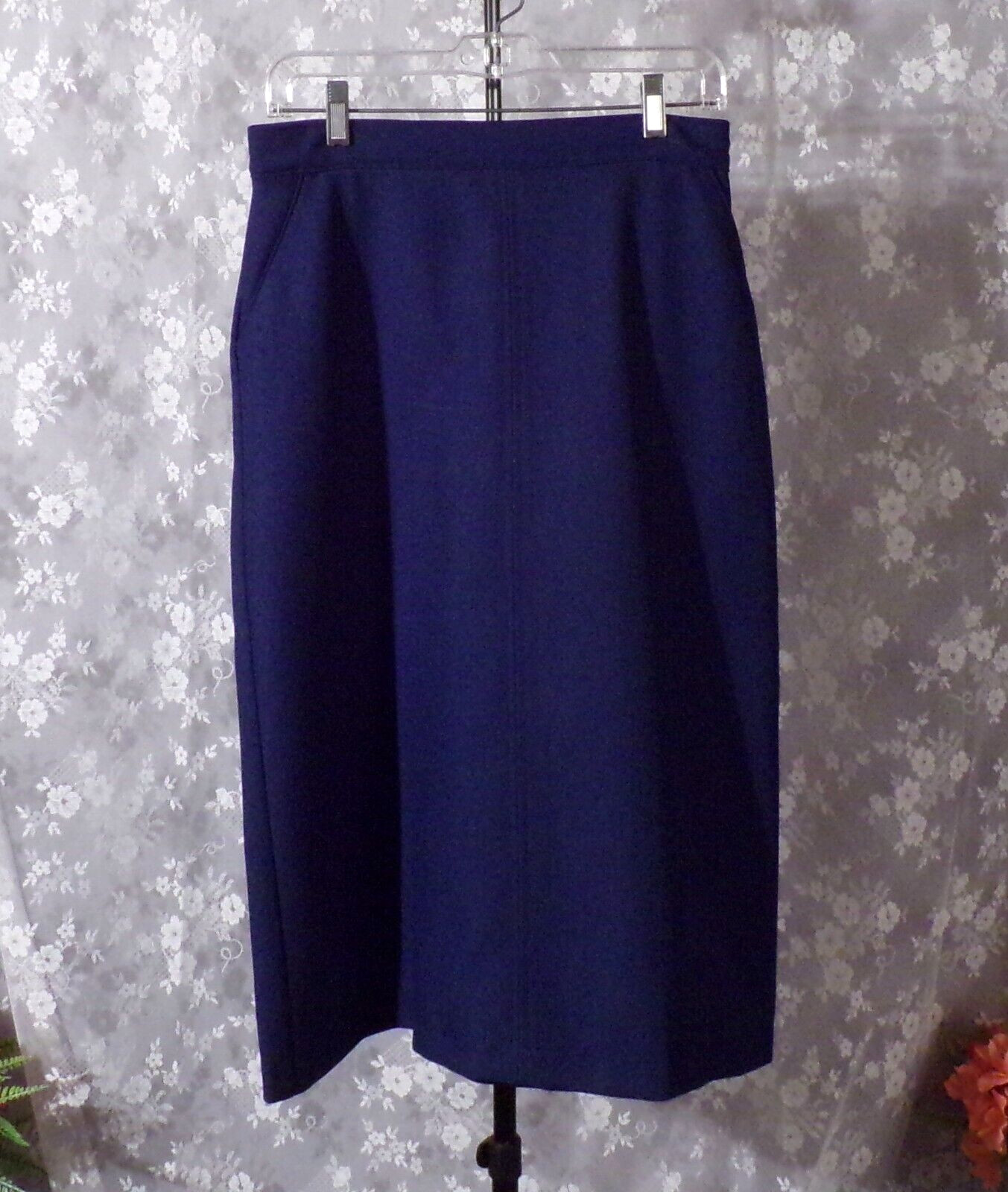 Vintage 70s Navy Blue Straight Skirt Size Medium 1970s Classic Academia Basic