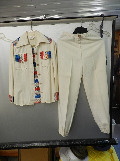 Vintage JC Penny Fashions Leisure Hippy Retro pant suit( size see description