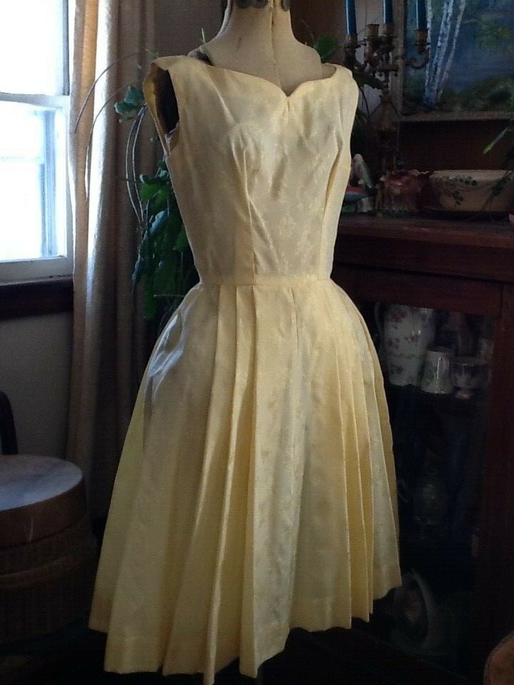 Vintage 1950&rsquo;s Beautiful Seamstress made Unworn DRESS & Jacket 34-23-44