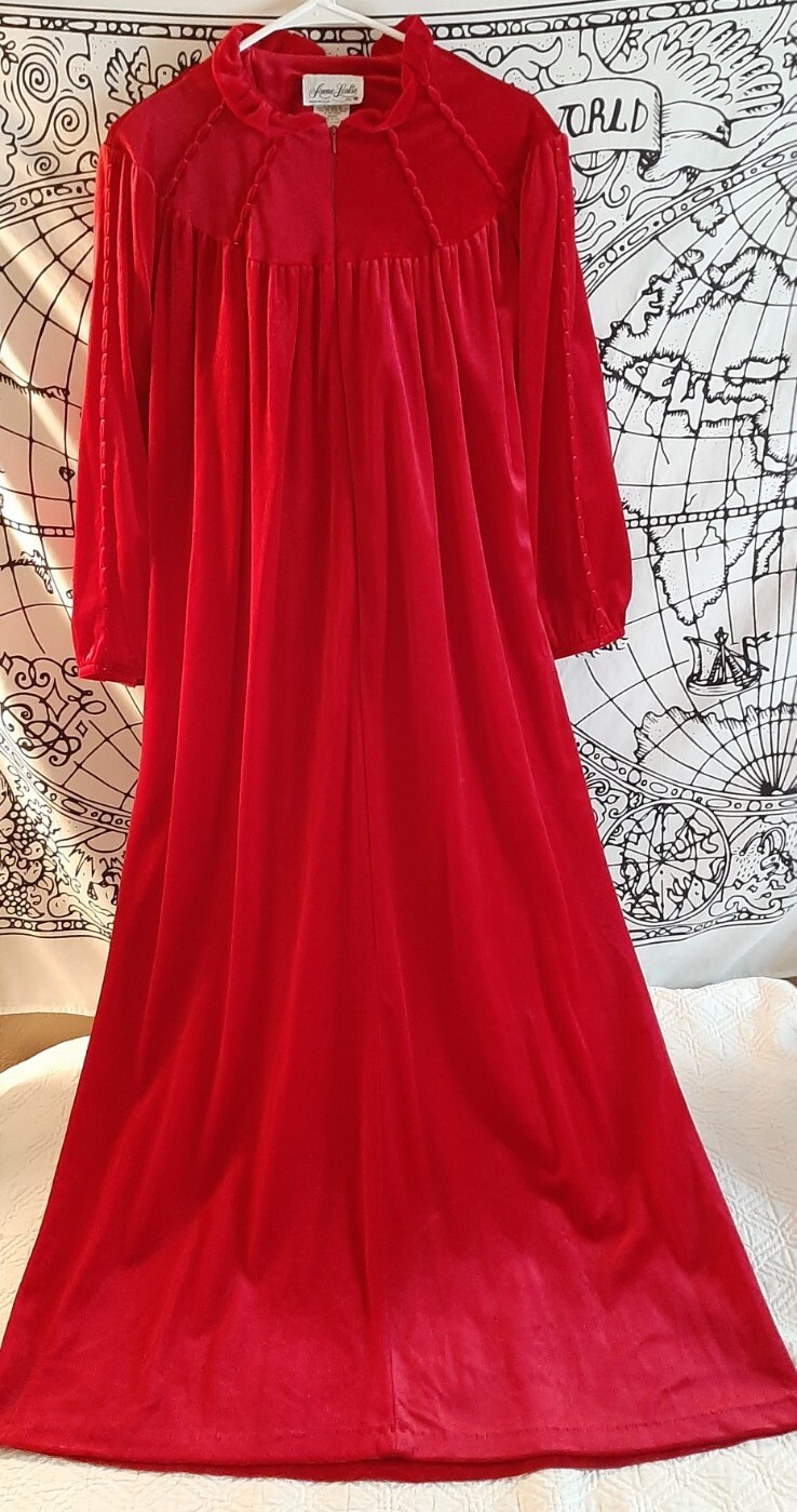 Vintage Nightgown Fancy Large House Dress Red Velvet* Pajamas Long 52&Prime; Stretch