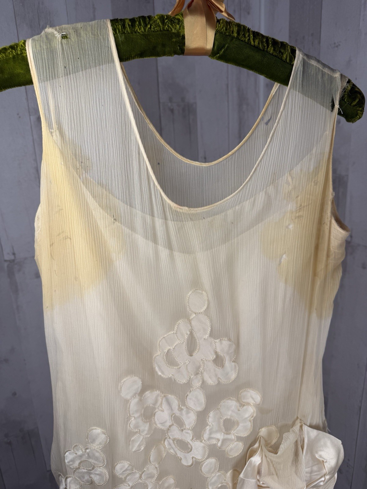 Vintage Antique 1920s Silk Flapper Wedding Dress Ivory Appliqué As-Is WOUNDED