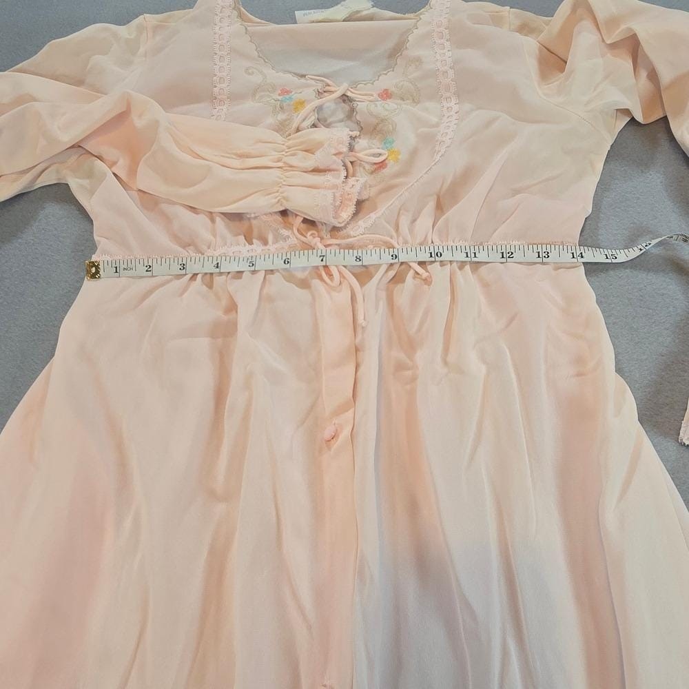 JCPenney Robe Womens Medium Peach Vintage 70s Floral Embroidery Lace-up Maxi USA