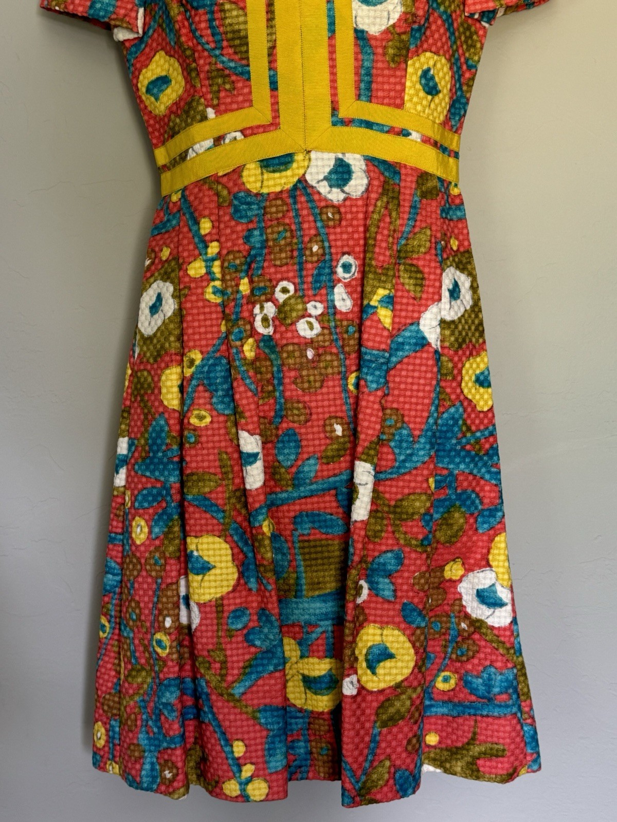 Vintage 1960s Elinor Simmons Malcolm Starr Textured Floral Mod ALine Dress Small