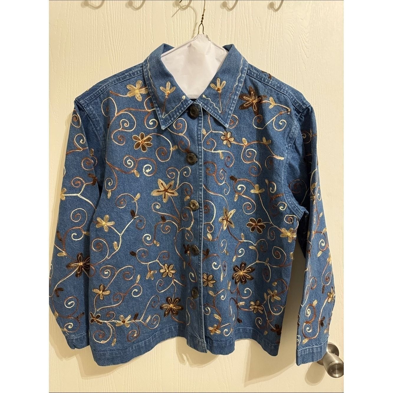Units Embroidered Cotton Denim Jacket Boho Floral Wood Buttons Long Sleeve Large