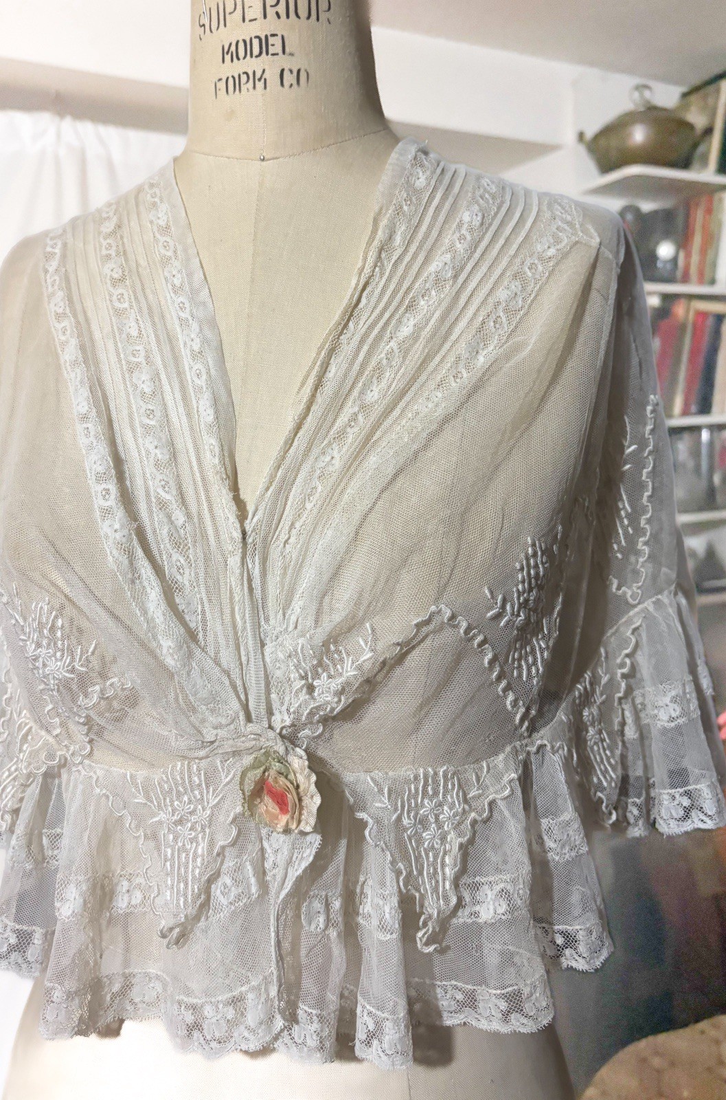 Antique Victorian Edwardian 1900s lace embroidery dress cape
